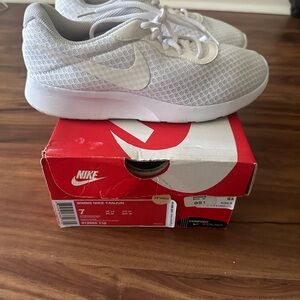 Nike Kids Tanjun White Sneakers